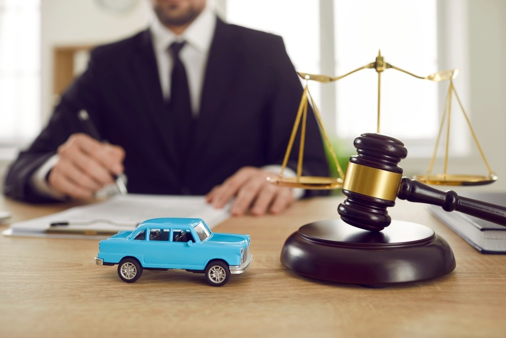 A Comprehensive Guide to Hiring a California Auto Accident Lawyer
